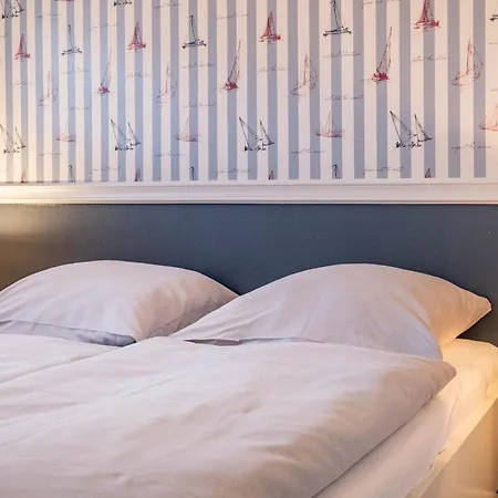 Haus Alleestrasse 1 Апартаменты *